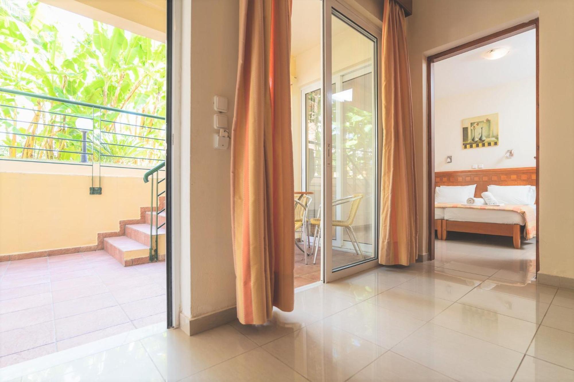 Helios Apartments Kato Daratso Dış mekan fotoğraf