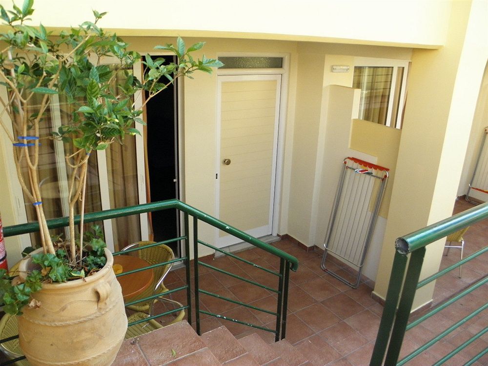 Helios Apartments Kato Daratso Dış mekan fotoğraf