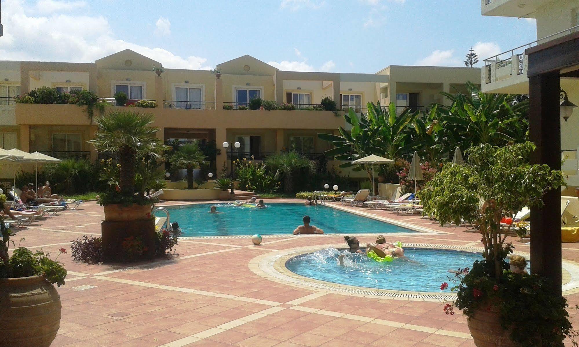 Helios Apartments Kato Daratso Dış mekan fotoğraf