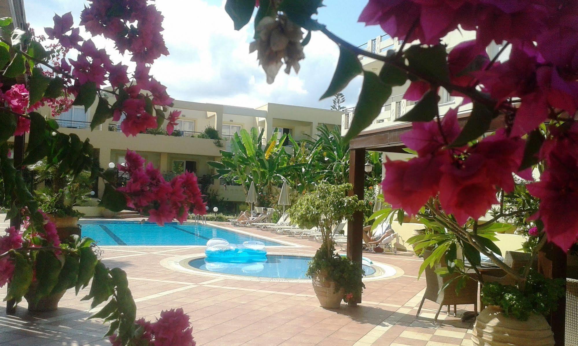 Helios Apartments Kato Daratso Dış mekan fotoğraf
